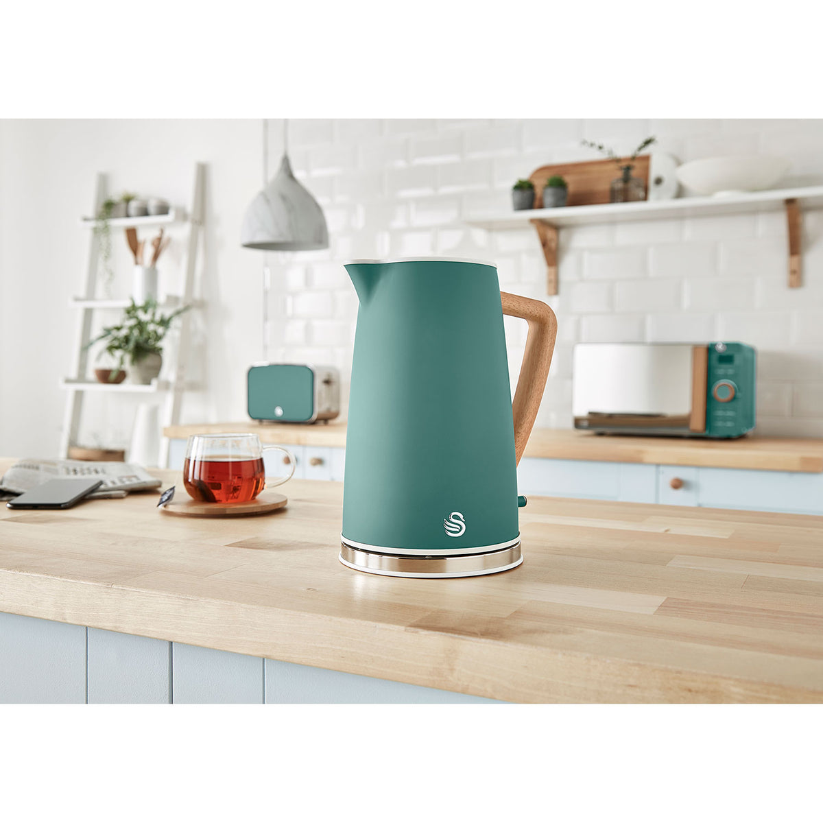 Swan Nordic Set Desayuno, Hervidor Agua 1,7 L, Tostadora Ranura Ancha 4 Rebanadas, Diseño, Stp2091greneu, Verde_2