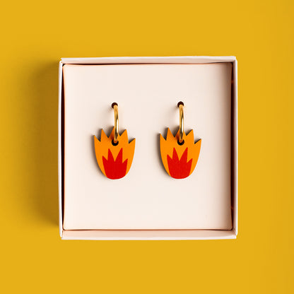 Pendientes Fuego - Aro de Acero Quirúrgico y Bañado en Oro de 18k - Nature Vibes_1