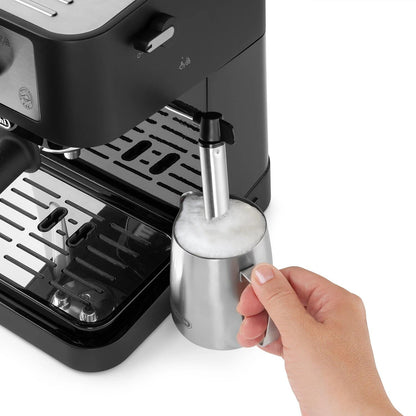Cafetera Espresso Semiautomática EC260.BK De'Longhi