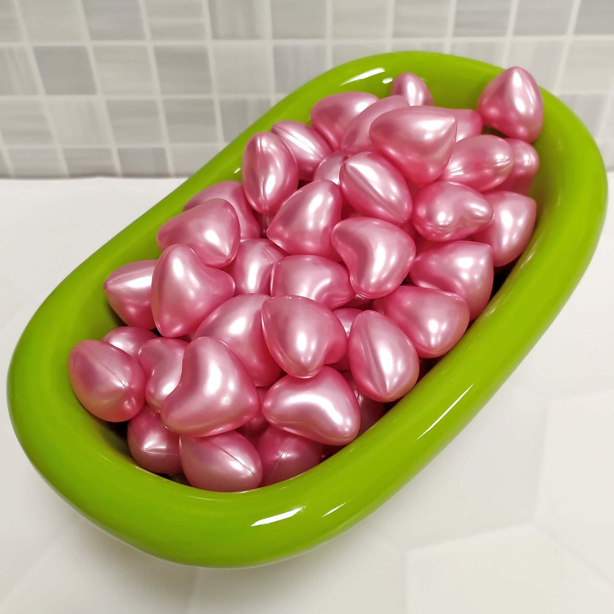 Caja 70 Perlas De Baño Con Aroma A Rosas - Con Aceite De Soja - Hidrata, Suaviza Y Perfuma La Piel - Forma Corazón_4