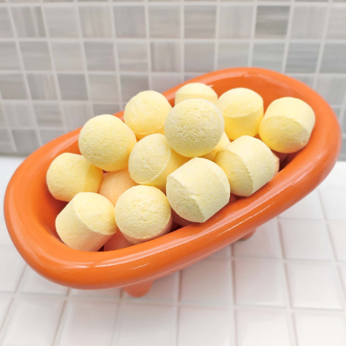 200 Mini Bombas Efervescentes Para Manicura Y Pedicura - Aroma: Piña Colada - Pack Especial Profesionales_5