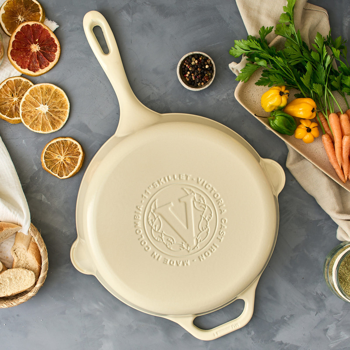 Victoria Sartén Hierro Fundido Esmaltado White Sable Inducción 23cm Apta Fuego, Barbacoa, Horno, Vitrocerámica_3