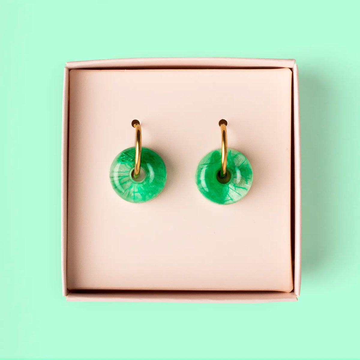 Pendientes de Aro Pantín - Vidrio de Mar Reciclado de Galicia, Joya Artesanal Única - Nature Vibes_1